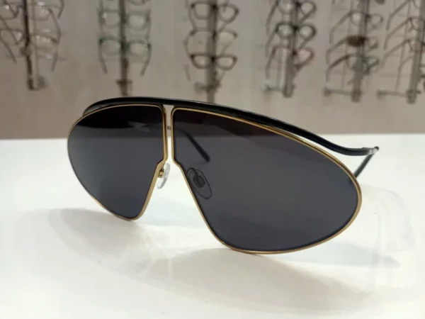 ill.i Optics by will.i.am - immagine 2