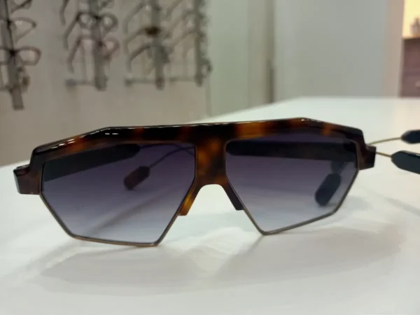 ill.i Optics by will.i.am - immagine 4
